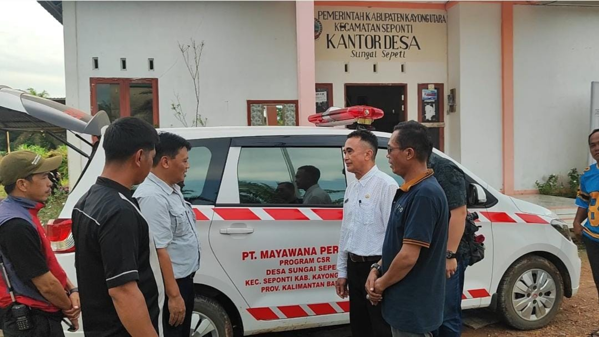 Impian Warga Sungai Sepeti Miliki Ambulans Dikabulkan PT Mayawana Persada